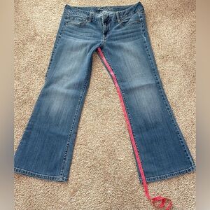 American Eagle 14 short low rise super stretch Favorite Boyfriend jeans